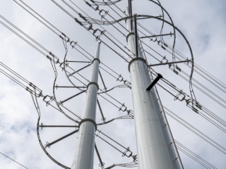 P1068308_380KV_1080x1080